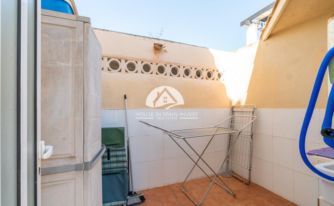 Resale - Villa - Torrevieja - La Mata