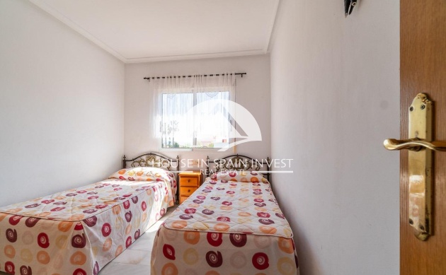 Resale - Villa - Torrevieja - La Mata