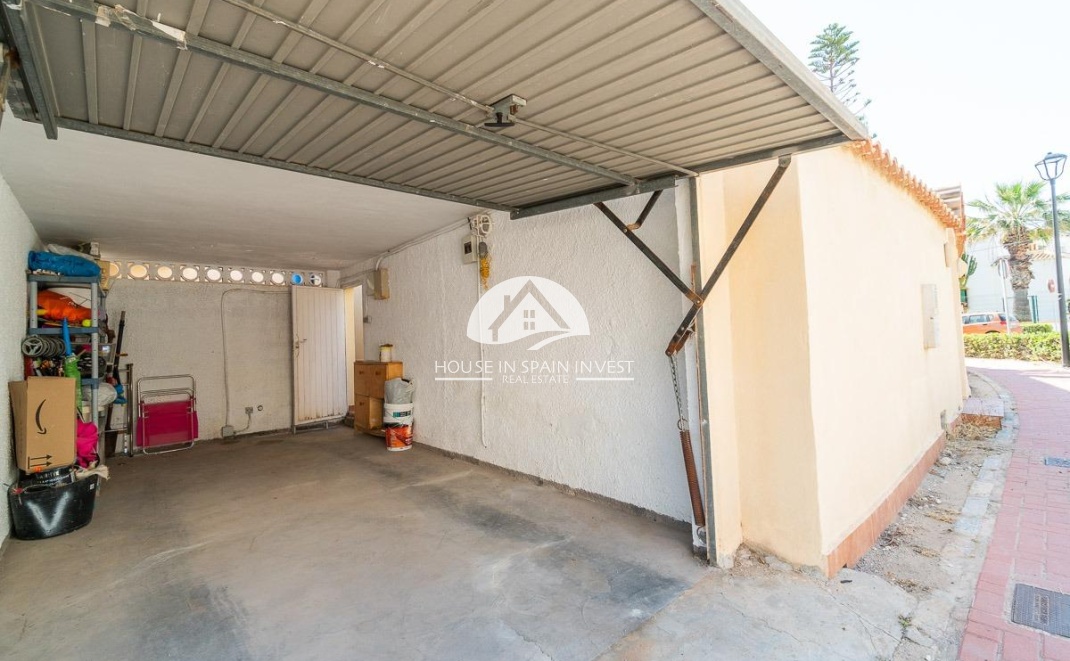 Resale - Villa - Torrevieja - La Mata