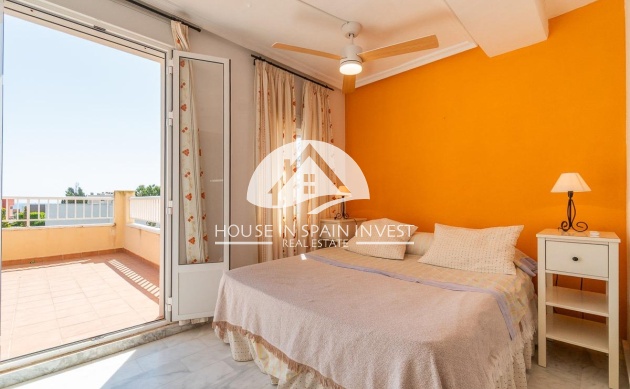 Resale - Villa - Torrevieja - La Mata