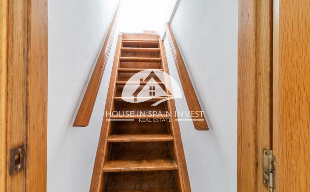 Resale - Villa - Torrevieja - La Mata