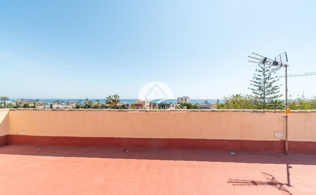 Resale - Villa - Torrevieja - La Mata