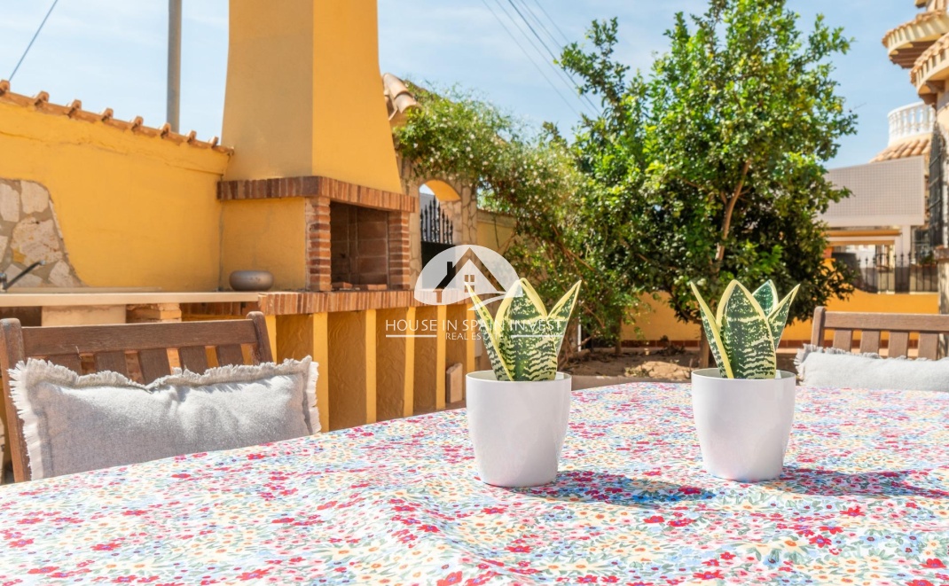 Resale - Villa - Orihuela Costa - La Florida