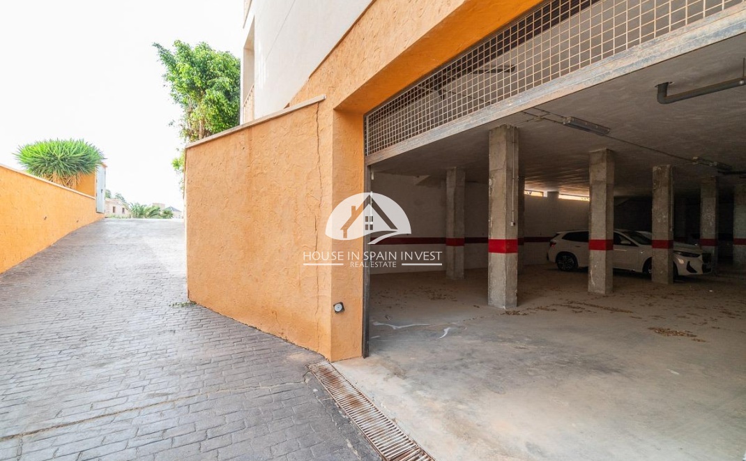 Resale - Garage - Orihuela Costa - Montezenia