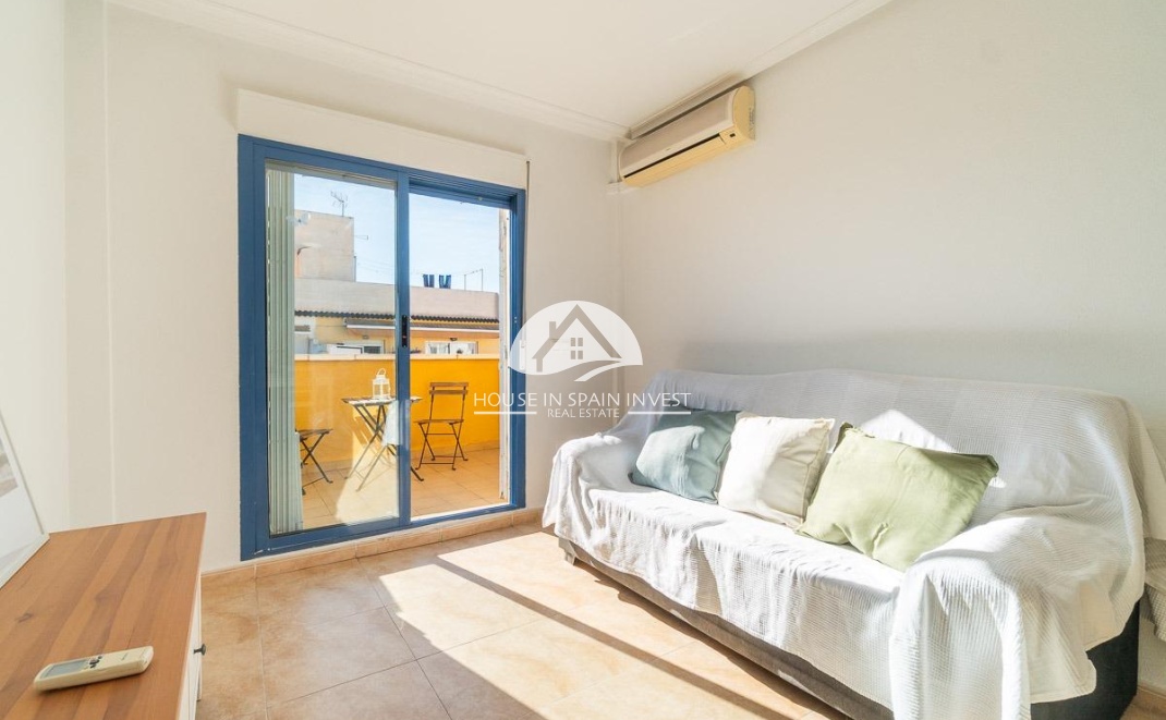 Resale - Apartment  - Torrevieja - Centro