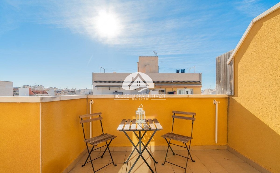 Resale - Apartment  - Torrevieja - Centro