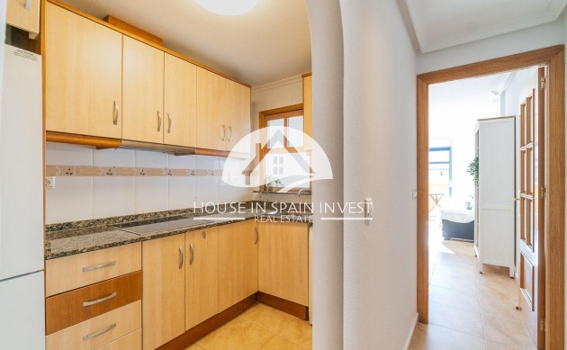 Resale - Apartment  - Torrevieja - Centro