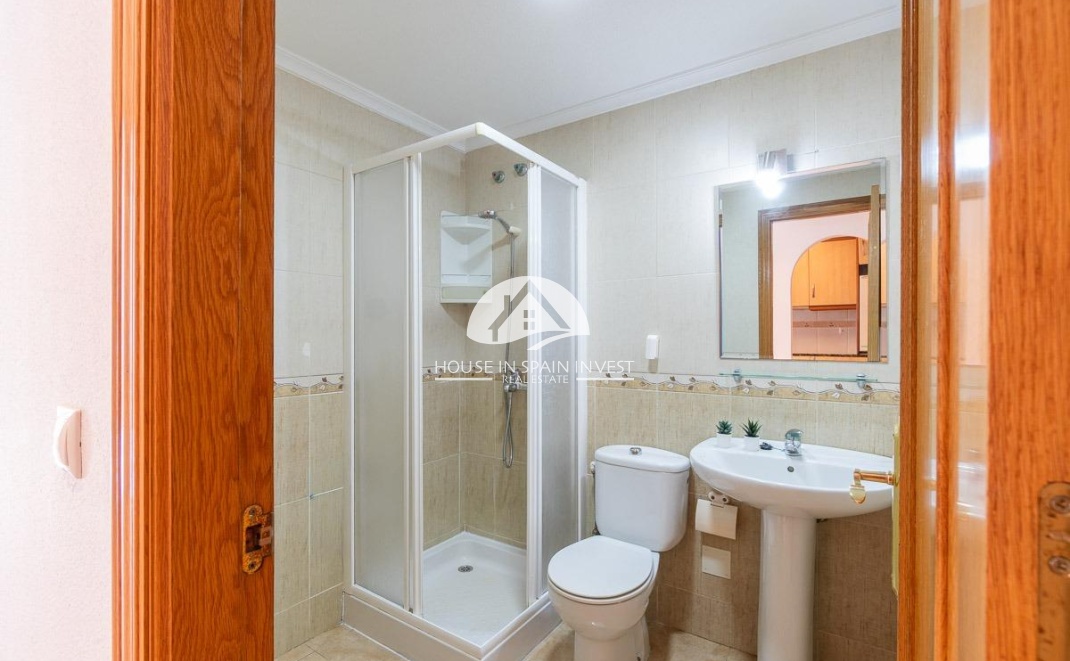 Resale - Apartment  - Torrevieja - Centro