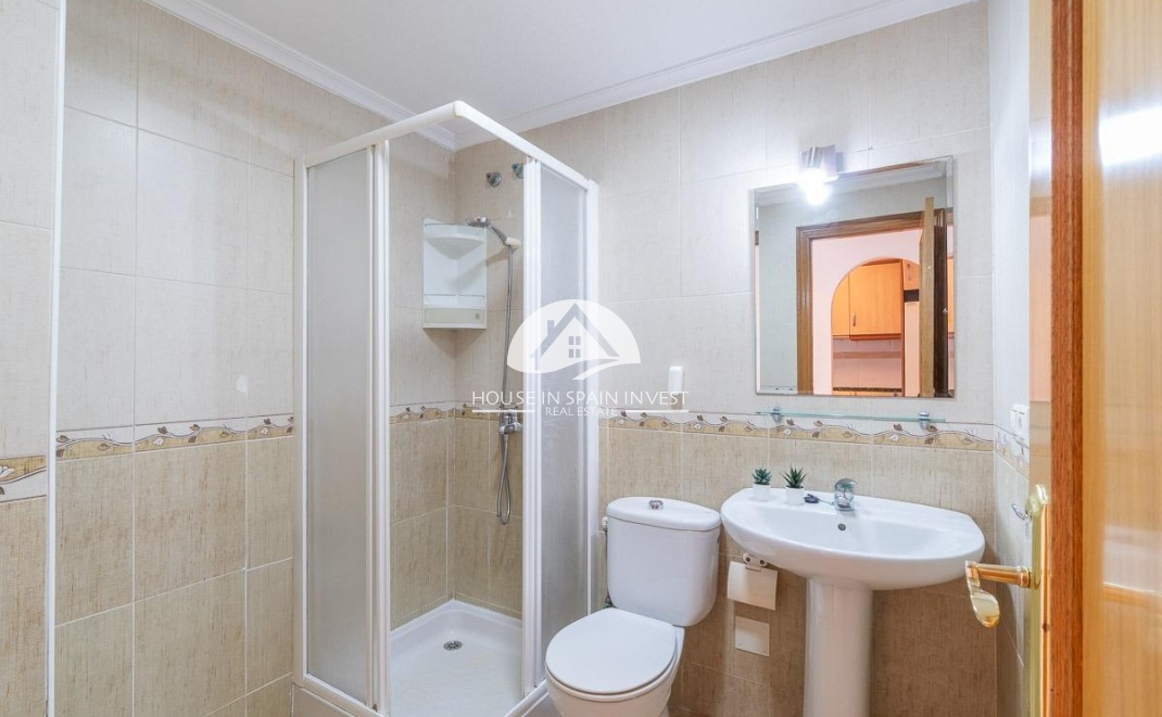 Resale - Apartment  - Torrevieja - Centro