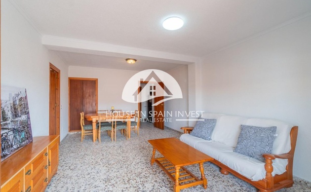 Resale - Apartment  - Torrevieja - Playa de los Naufragos