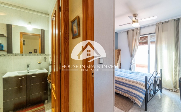 Reventa - house - Torrevieja - Los Balcones  