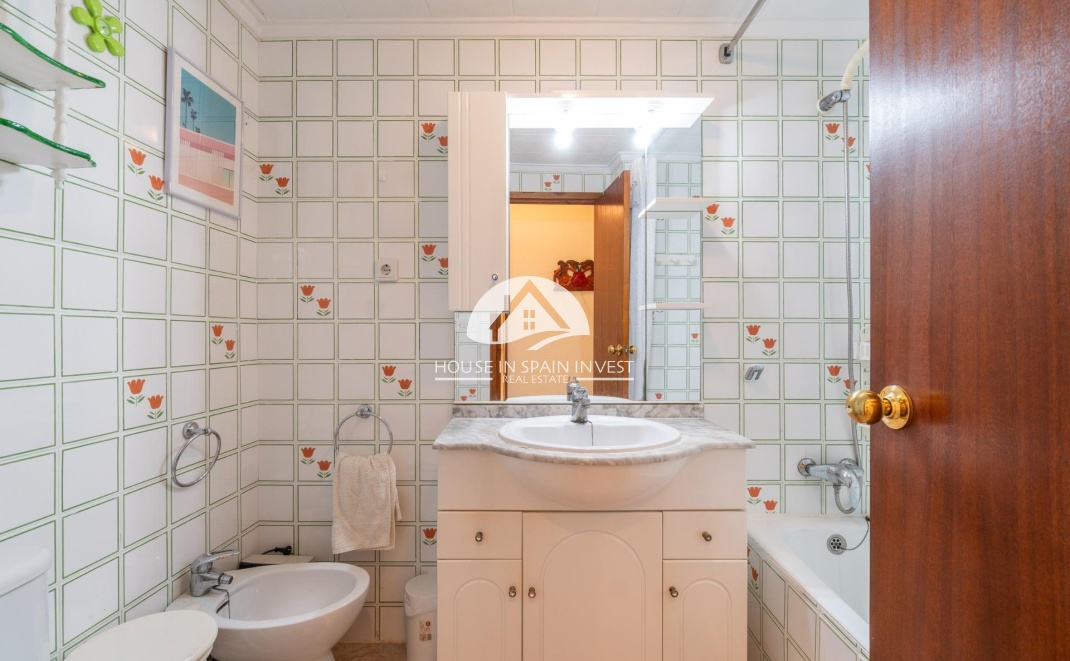 Reventa - Apartamento - Torrevieja - Playa del Cura