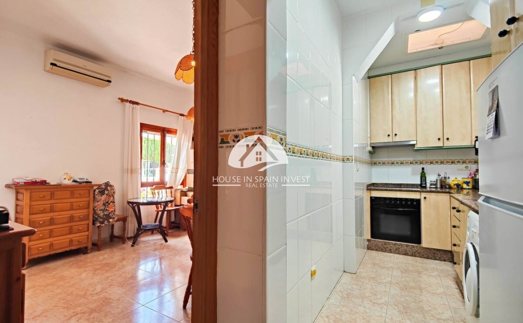 Resale - Townhouse - Torrevieja - Aguas Nuevas - Sector 25