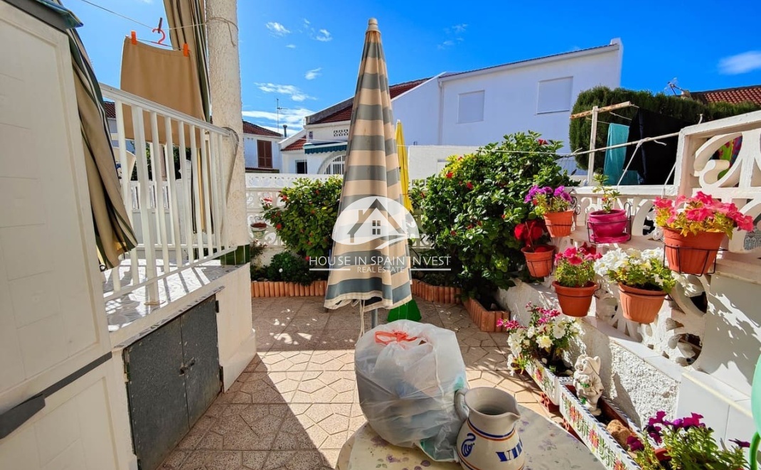 Resale - Townhouse - Torrevieja - Aguas Nuevas - Sector 25