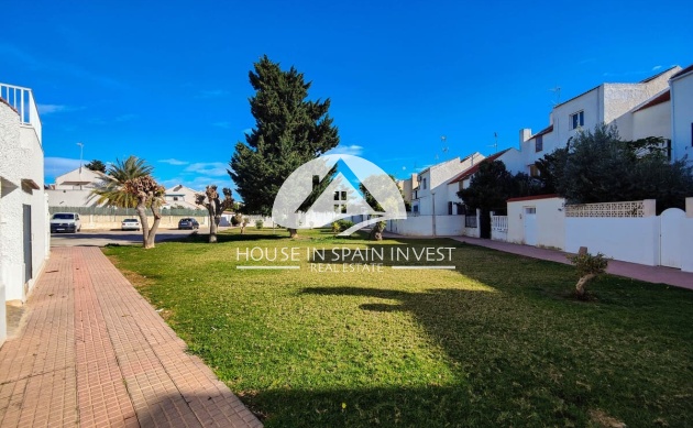 Resale - Townhouse - Torrevieja - Aguas Nuevas - Sector 25
