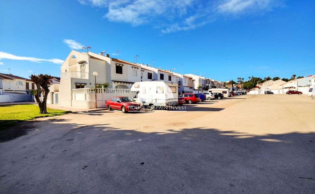 Resale - Townhouse - Torrevieja - Aguas Nuevas - Sector 25