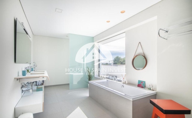 Herverkoop - Villa - Orihuela Costa - Las Colinas Golf