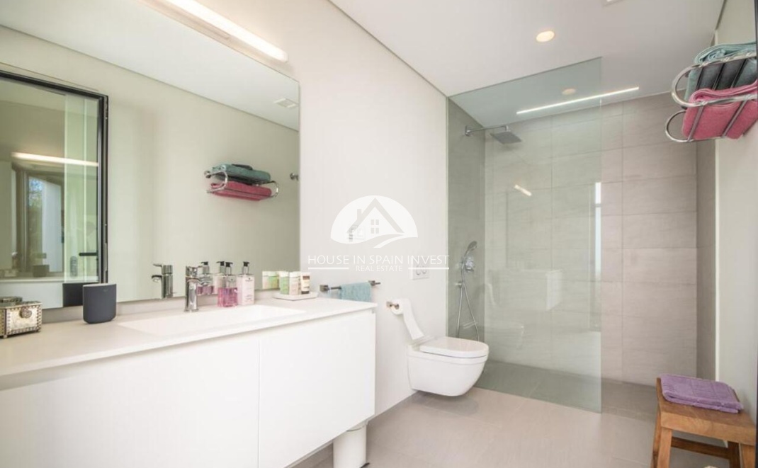 Herverkoop - Villa - Orihuela Costa - Las Colinas Golf