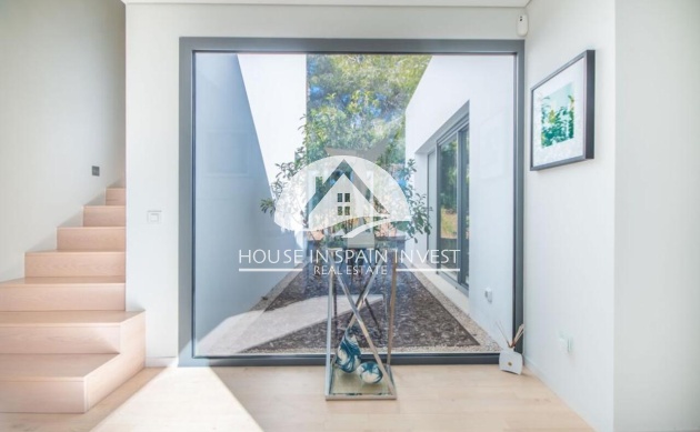 Herverkoop - Villa - Orihuela Costa - Las Colinas Golf