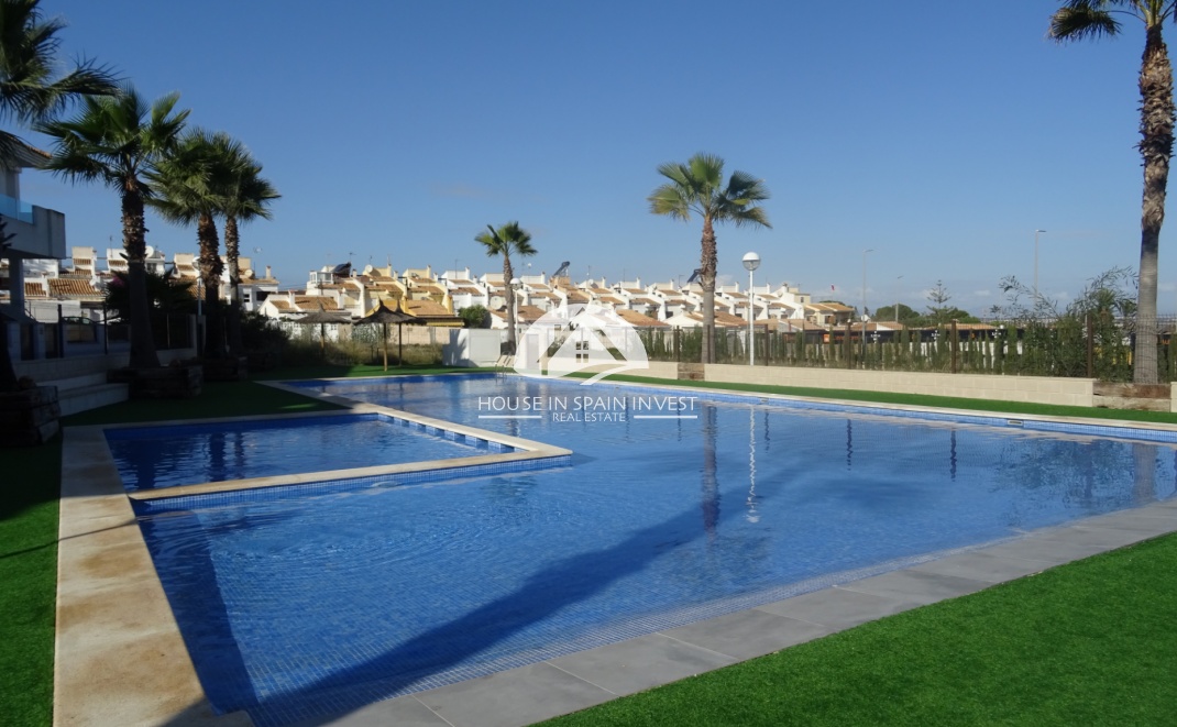 Herverkoop - Rijwoning - Torrevieja - Los Balcones  