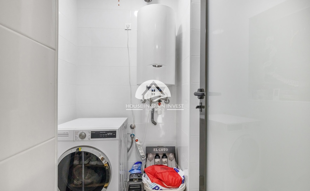 Resale - Apartment  - Torrevieja - La Mata