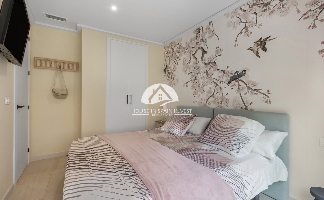 Resale - Apartment  - Torrevieja - La Mata