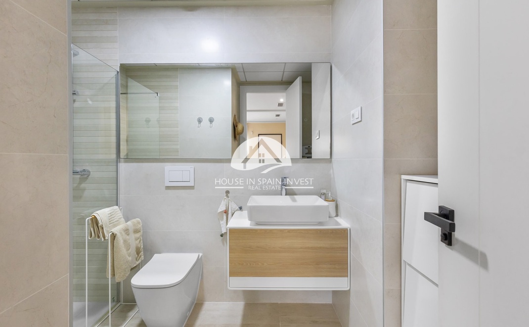 Resale - Apartment  - Torrevieja - La Mata