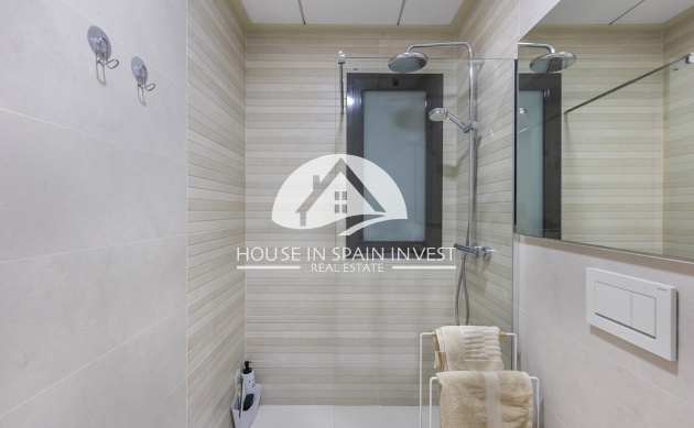 Resale - Apartment  - Torrevieja - La Mata