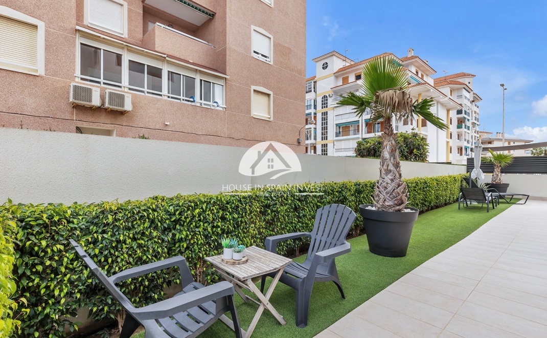Resale - Apartment  - Torrevieja - La Mata