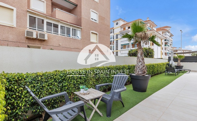 Resale - Apartment  - Torrevieja - La Mata