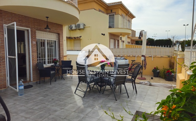 Herverkoop - Villa - Orihuela Costa - Villamartín