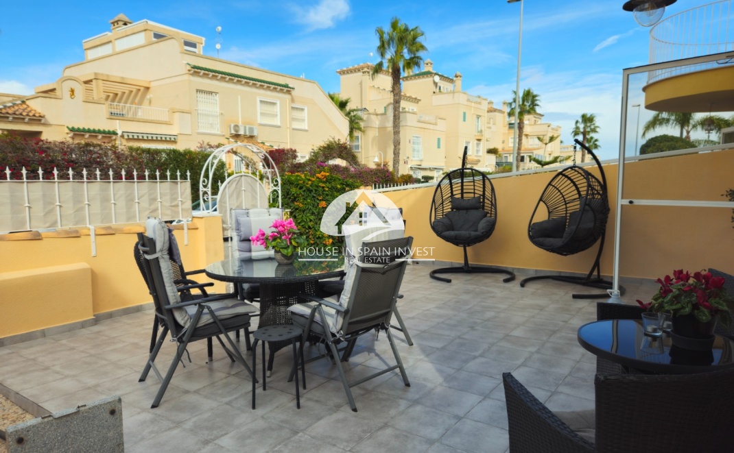 Herverkoop - Villa - Orihuela Costa - Villamartín