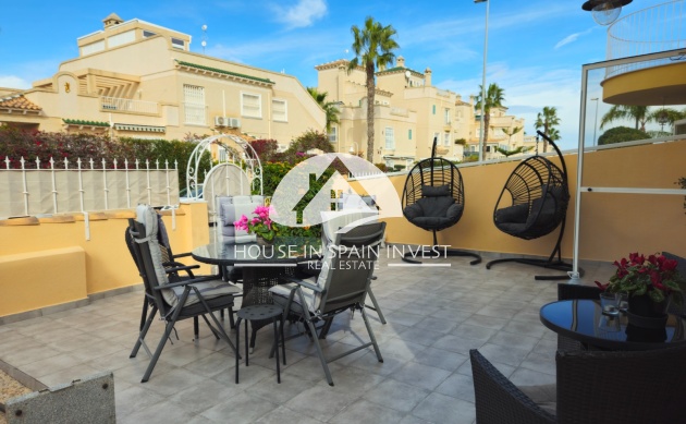 Herverkoop - Villa - Orihuela Costa - Villamartín