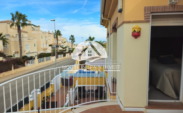 Herverkoop - Villa - Orihuela Costa - Villamartín