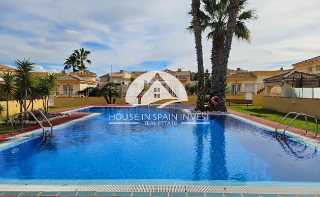 Herverkoop - Villa - Orihuela Costa - Villamartín