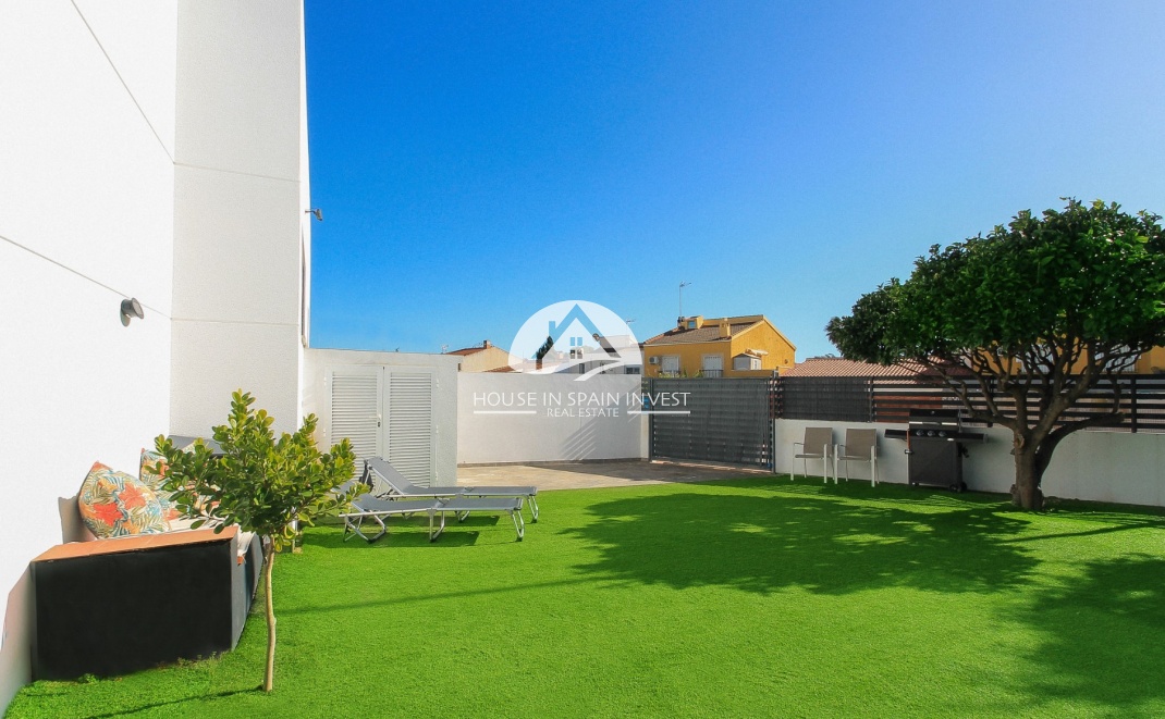 Herverkoop - Rijwoning - Torrevieja - Aguas Nuevas 1