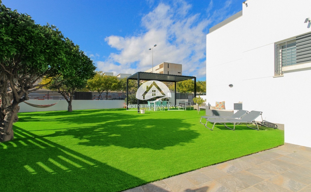 Herverkoop - Rijwoning - Torrevieja - Aguas Nuevas 1