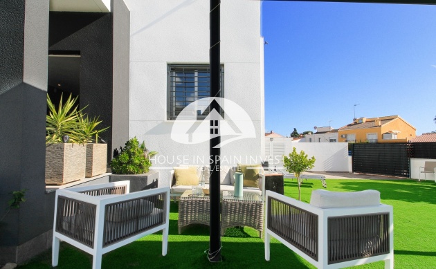 Herverkoop - Rijwoning - Torrevieja - Aguas Nuevas 1