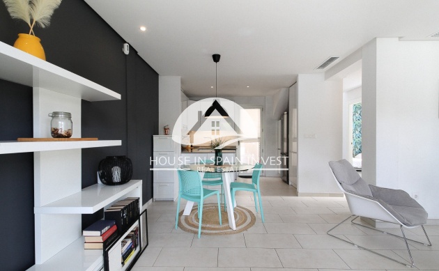 Herverkoop - Rijwoning - Torrevieja - Aguas Nuevas 1