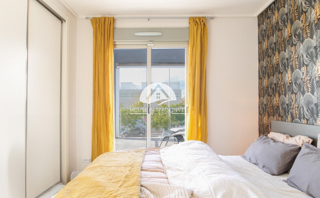 Herverkoop - Rijwoning - Torrevieja - Aguas Nuevas 1