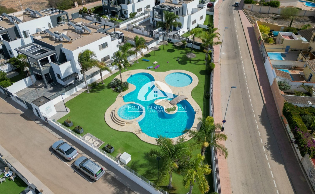 Herverkoop - Rijwoning - Torrevieja - Aguas Nuevas 1