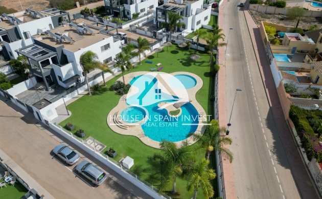 Herverkoop - Rijwoning - Torrevieja - Aguas Nuevas 1