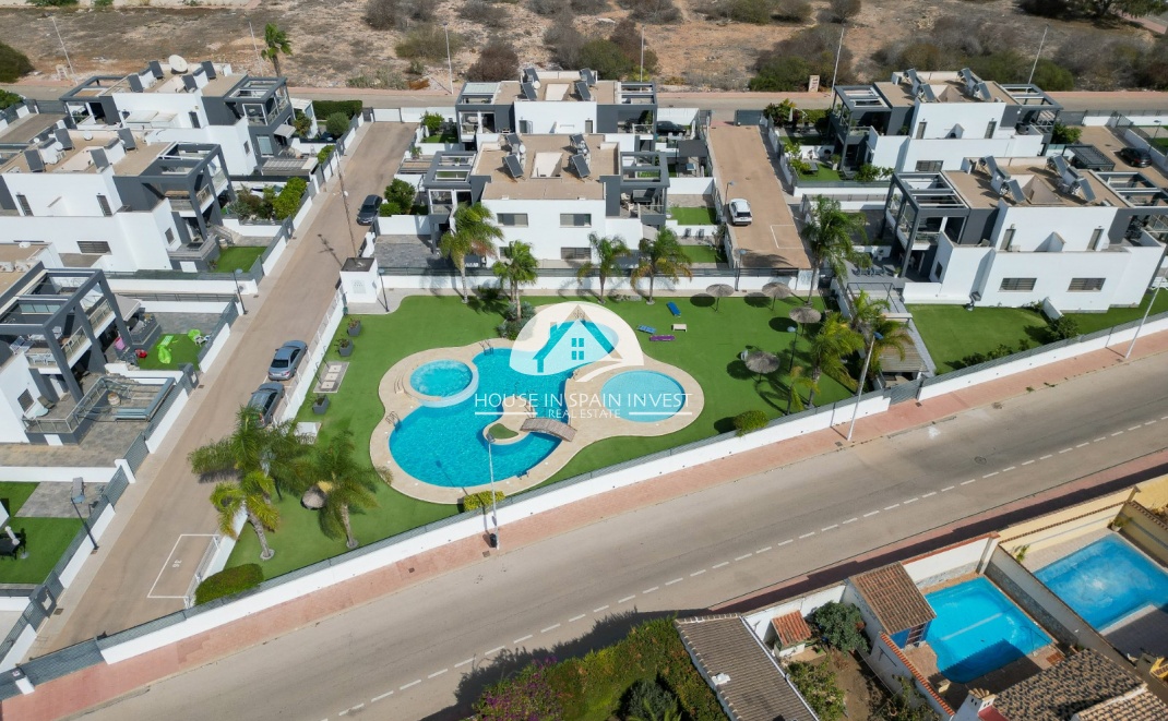 Herverkoop - Rijwoning - Torrevieja - Aguas Nuevas 1