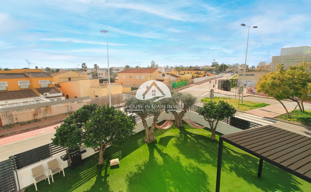 Herverkoop - Rijwoning - Torrevieja - Aguas Nuevas 1
