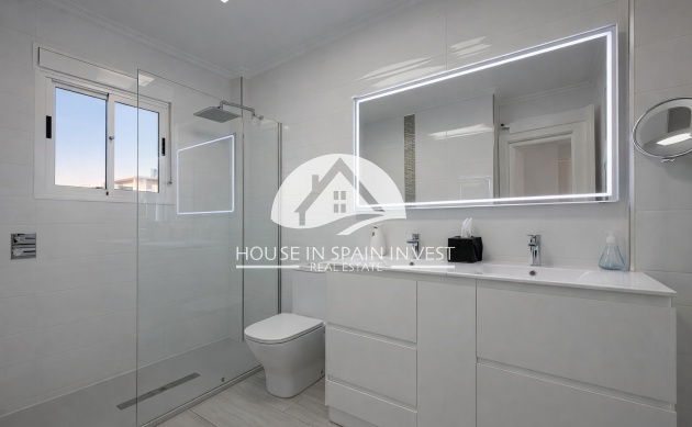 Herverkoop - Rijwoning - Orihuela Costa - La Zenia