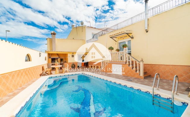 Herverkoop - Rijwoning - Orihuela Costa - Desamparados-Hurchillo-Torremendo