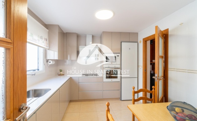 Herverkoop - Rijwoning - Orihuela Costa - Desamparados-Hurchillo-Torremendo