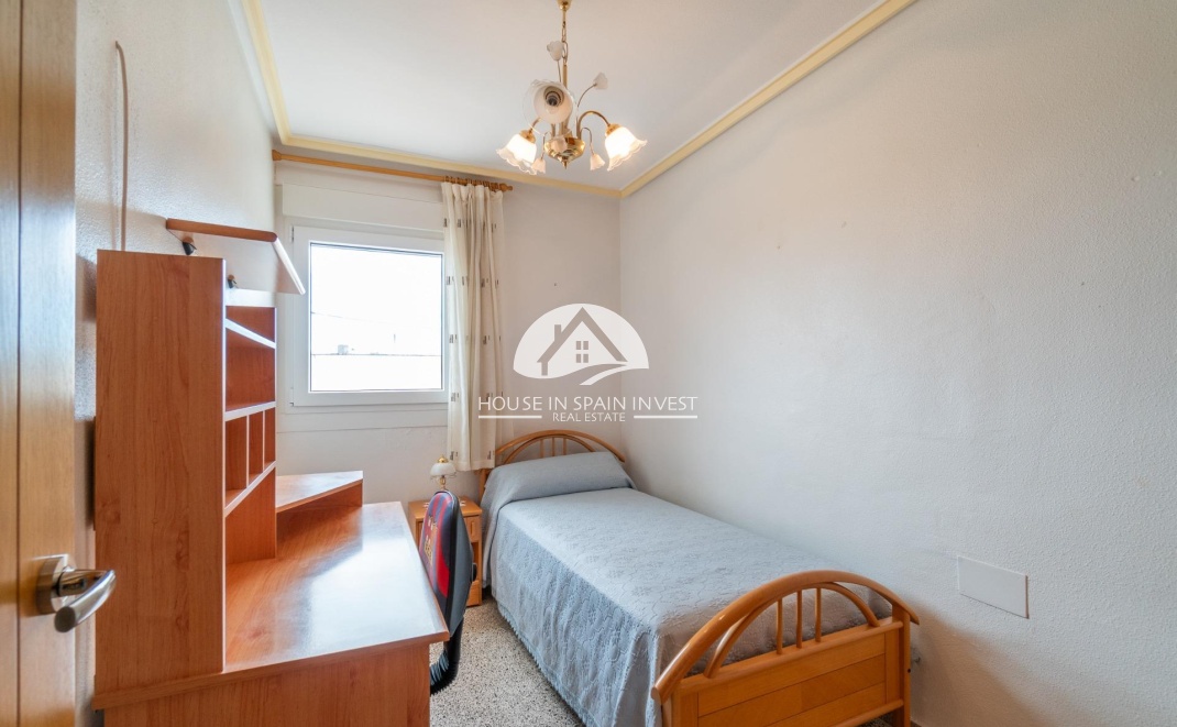 Herverkoop - Rijwoning - Orihuela Costa - Desamparados-Hurchillo-Torremendo