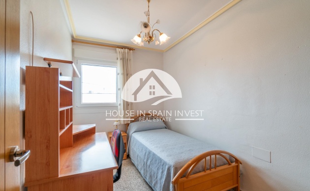 Herverkoop - Rijwoning - Orihuela Costa - Desamparados-Hurchillo-Torremendo