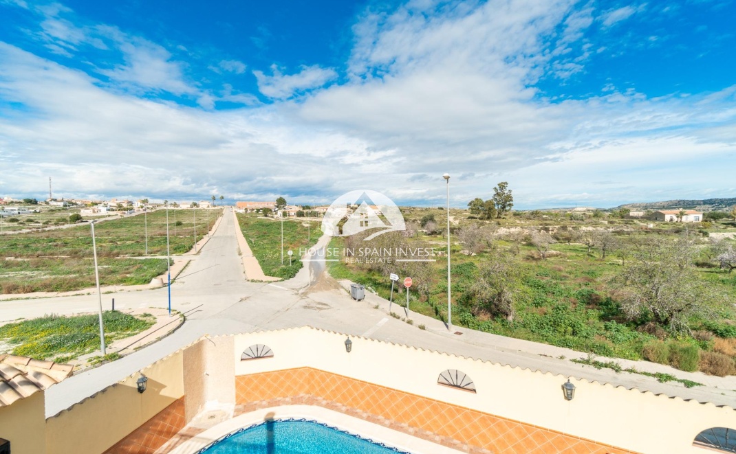 Herverkoop - Rijwoning - Orihuela Costa - Desamparados-Hurchillo-Torremendo